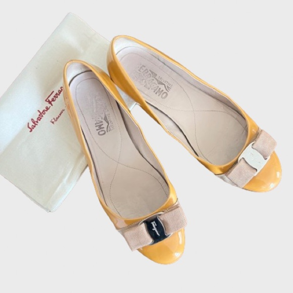 Ferragamo Varina Ballet Flats mustard yellow women size 7